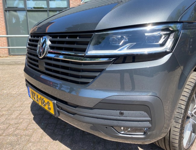 2021 Volkswagen Transporter 2.0 TDI 200PK- AUT. DC L2H1 Leder, Camera, Navi VT124 | Transport | Bedrijfswagens