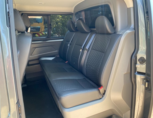 2021 Volkswagen Transporter 2.0 TDI 200PK- AUT. DC L2H1 Leder, Camera, Navi VT124 | Transport | Bedrijfswagens