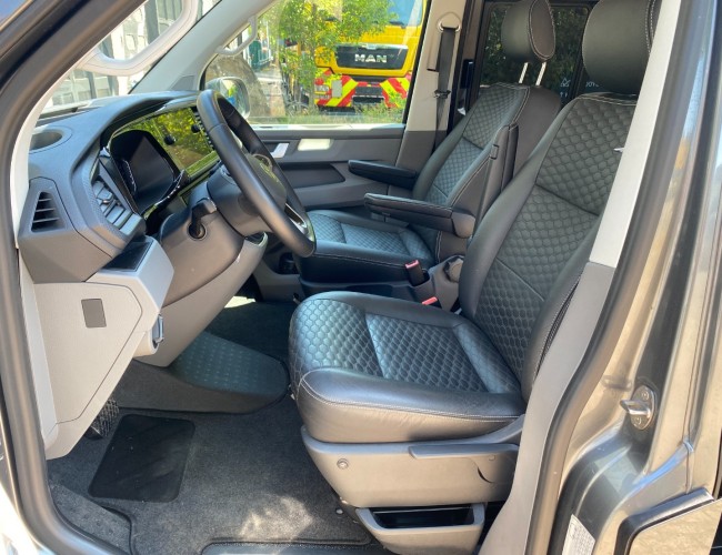 2021 Volkswagen Transporter 2.0 TDI 200PK- AUT. DC L2H1 Leder, Camera, Navi VT124 | Transport | Bedrijfswagens