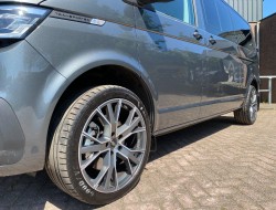 2021 Volkswagen Transporter 2.0 TDI 200PK- AUT. DC L2H1 Leder, Camera, Navi VT124 | Transport | Bedrijfswagens