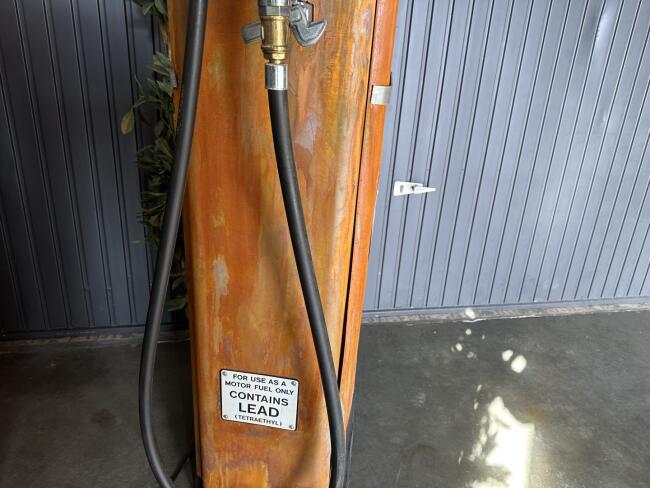 1955 Gilbarco Gulf Benzinepomp VK8910 | Overige | Diversen