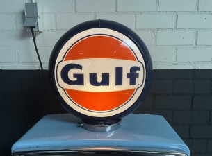 1957 Gulf Benzinepomp
