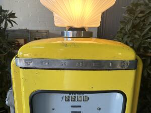 1957 Tokheim 300P Shell Benzinepomp