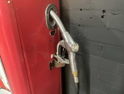 1950 Tokheim 93AA-HS Fire Chief Benzinepomp DV1215 | Magazijn | Overige