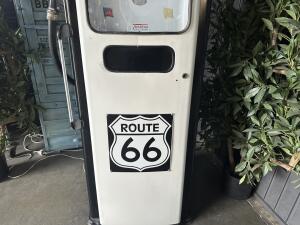 1955 Tokheim Route 66 Benzinepomp