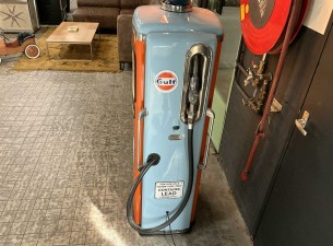 Gulf Gerestoreerde benzinepomp P300