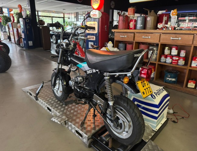 1991 Honda Dax 50 VT693 | Transport | Bromfiets / Motor