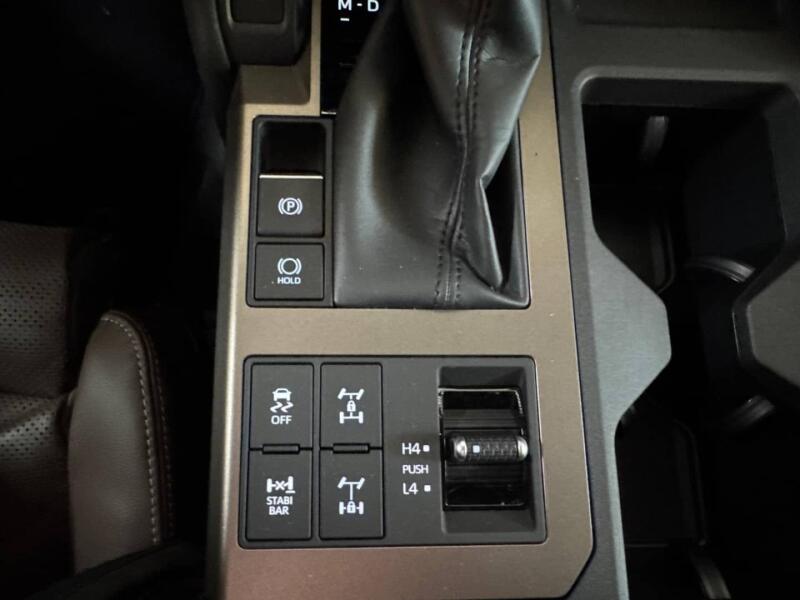 2024 Toyota Land Cruiser 250 First Edition 7 Persoons VK9958 | Transport | Auto's