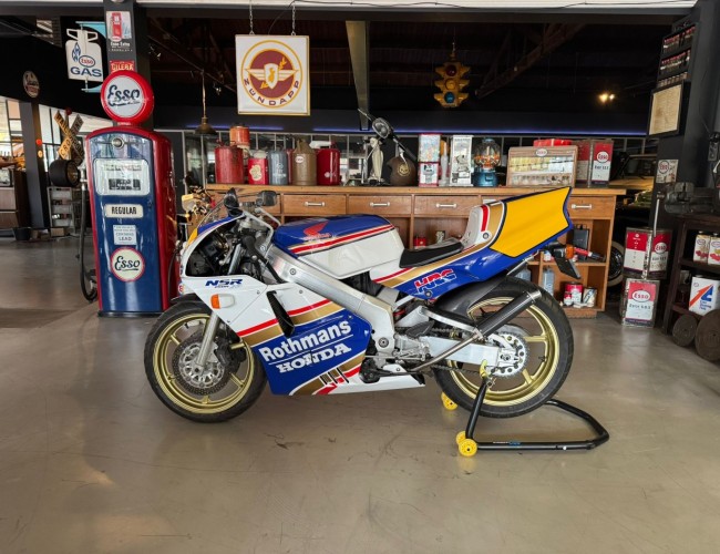 Honda NSR250 MC21 Rothmans Tyga VT733 | Transport | Bromfiets / Motor