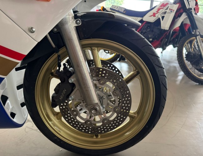 Honda NSR250 MC21 Rothmans Tyga VT733 | Transport | Bromfiets / Motor