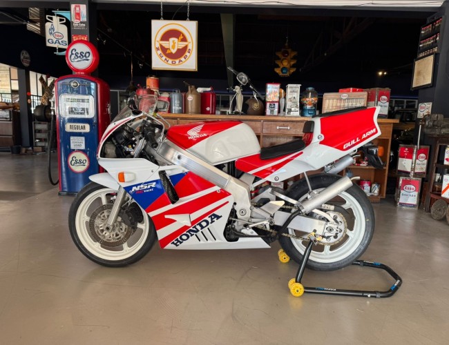 Honda NSR250 MC21 Rood/Wit VT734 | Transport | Bromfiets / Motor