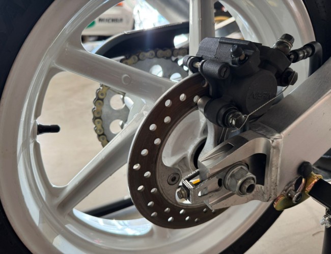 Honda NSR250 MC21 Rood/Wit VT734 | Transport | Bromfiets / Motor