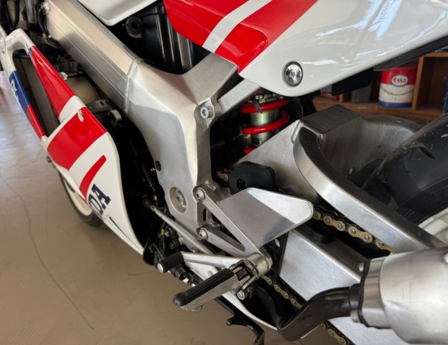 Honda NSR250 MC21 Rood/Wit VT734 | Transport | Bromfiets / Motor