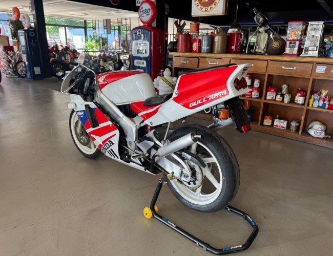 Honda NSR250 MC21 Rood/Wit VT734 | Transport | Bromfiets / Motor