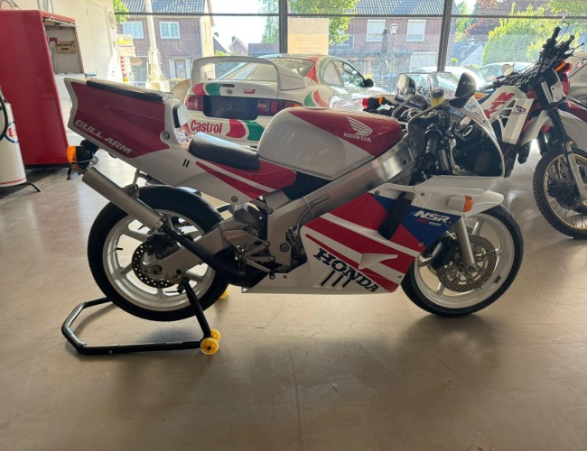 Honda NSR250 MC21 Rood/Wit VT734 | Transport | Bromfiets / Motor