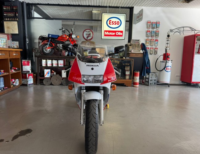 Honda NSR250 MC21 Rood/Wit VT734 | Transport | Bromfiets / Motor