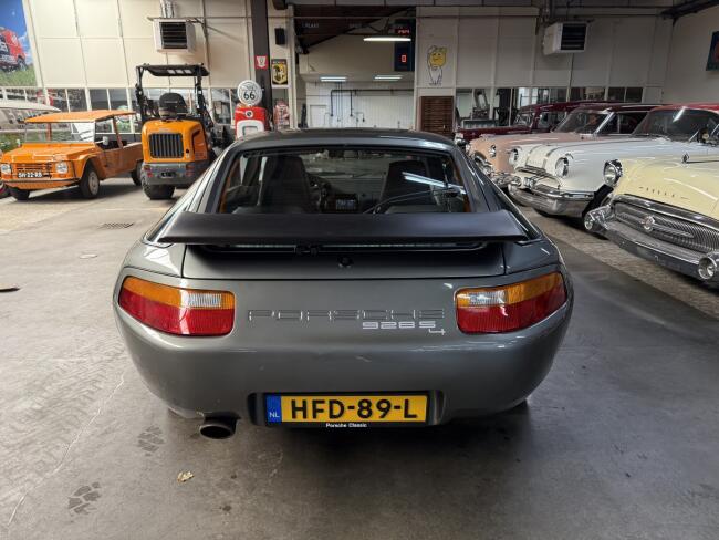 1987 Porsche 928 S4 5.0 32V Coupe VT759 | Transport | Auto's