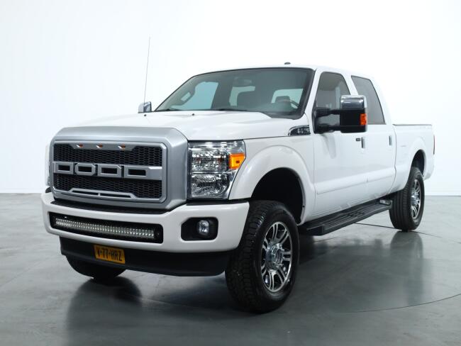 2015 Ford F250 Super Duty Platinum V8 6.2L Lariat Benzine VT809 | Transport | Auto's