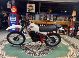 1982 Yamaha XT550