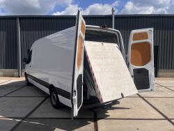 2024 Mercedes-Benz Sprinter 315 CDI 1.9 L3H2 + Easyloader Laadklep VT855 | Transport | Bedrijfswagens
